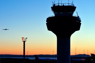 Photo of air traffic control tower.