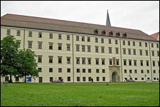Photo of the University of Passau Nikolakloster.
